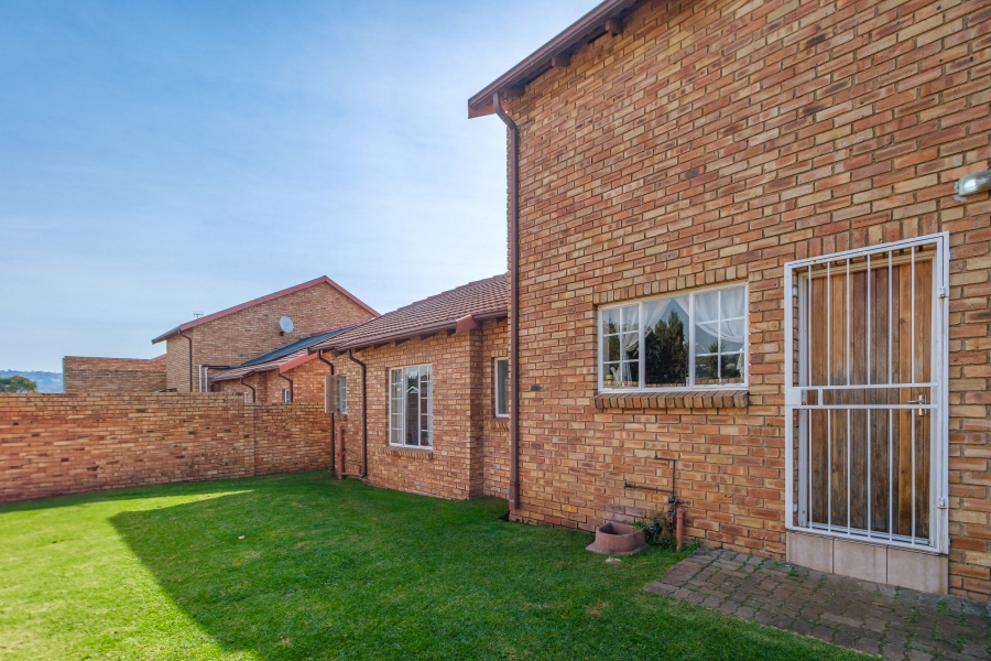 3 Bedroom Property for Sale in Fairland Gauteng