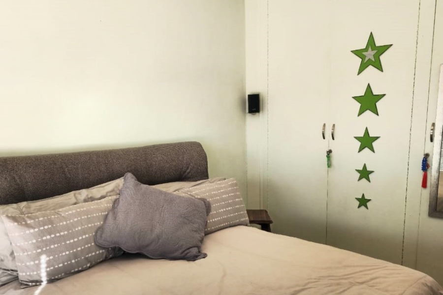 4 Bedroom Property for Sale in Falcon Ridge Gauteng