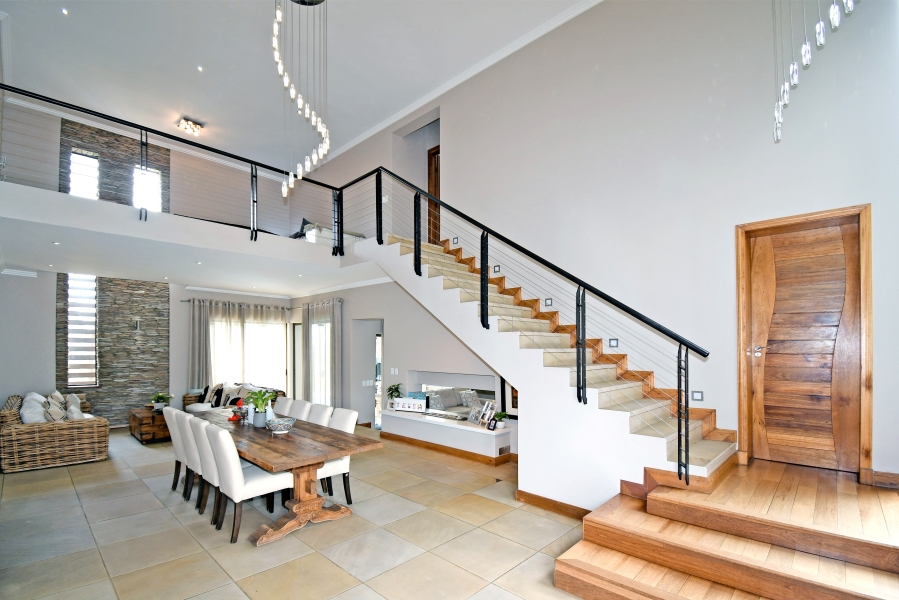 4 Bedroom Property for Sale in Waterfall Country Village Gauteng