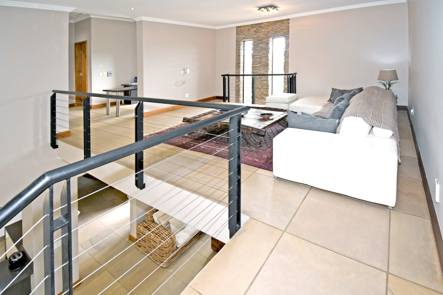 4 Bedroom Property for Sale in Waterfall Country Village Gauteng