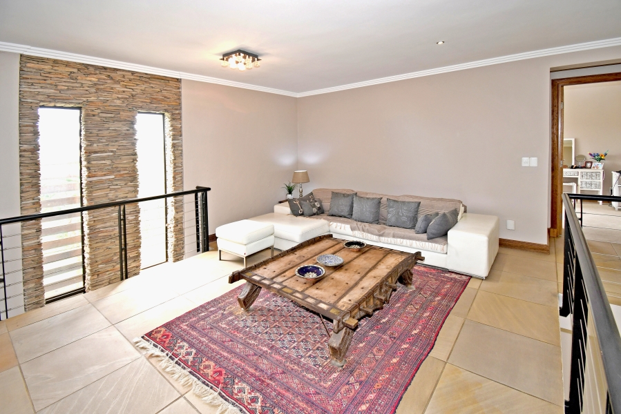 4 Bedroom Property for Sale in Waterfall Country Village Gauteng