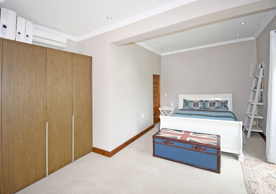 4 Bedroom Property for Sale in Waterfall Country Village Gauteng