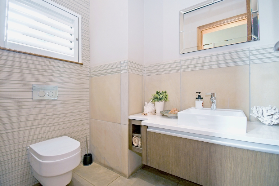 4 Bedroom Property for Sale in Waterfall Country Village Gauteng