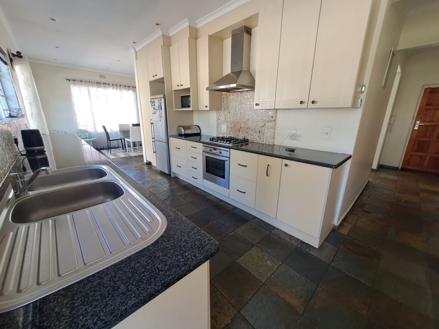 3 Bedroom Property for Sale in Weltevreden Park Gauteng