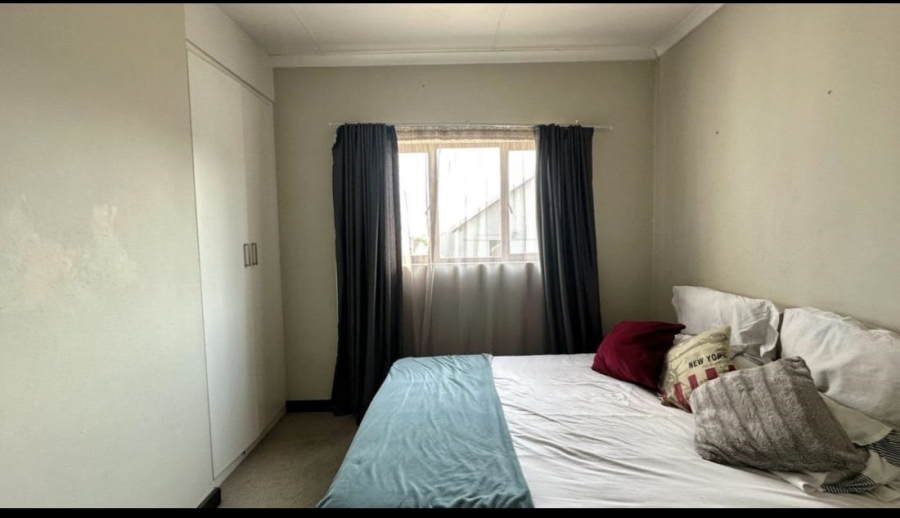 3 Bedroom Property for Sale in Halfway House Gauteng