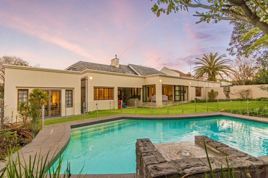 4 Bedroom Property for Sale in Atholl Gauteng