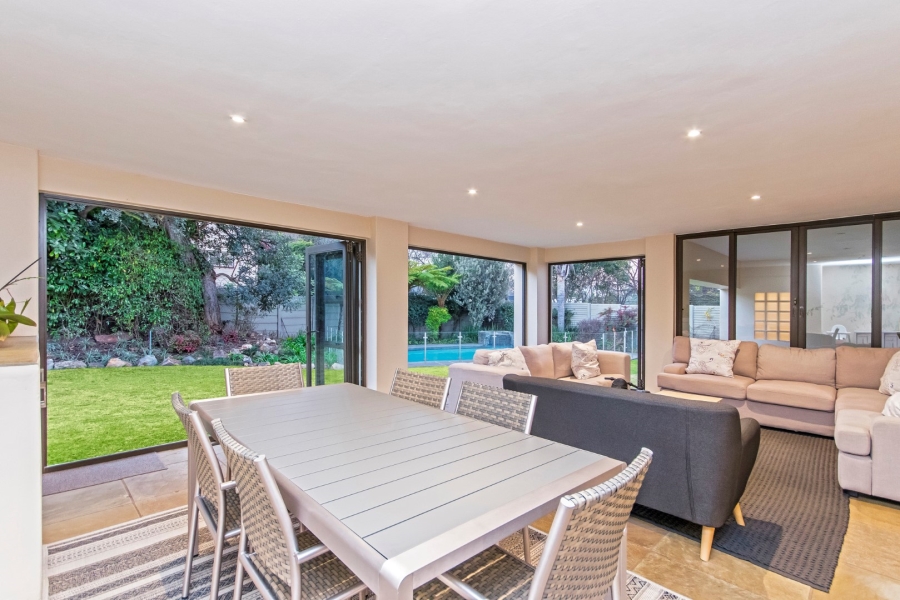 4 Bedroom Property for Sale in Atholl Gauteng