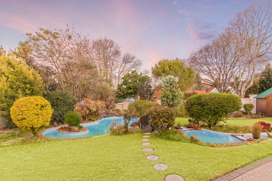 4 Bedroom Property for Sale in Atholl Gauteng