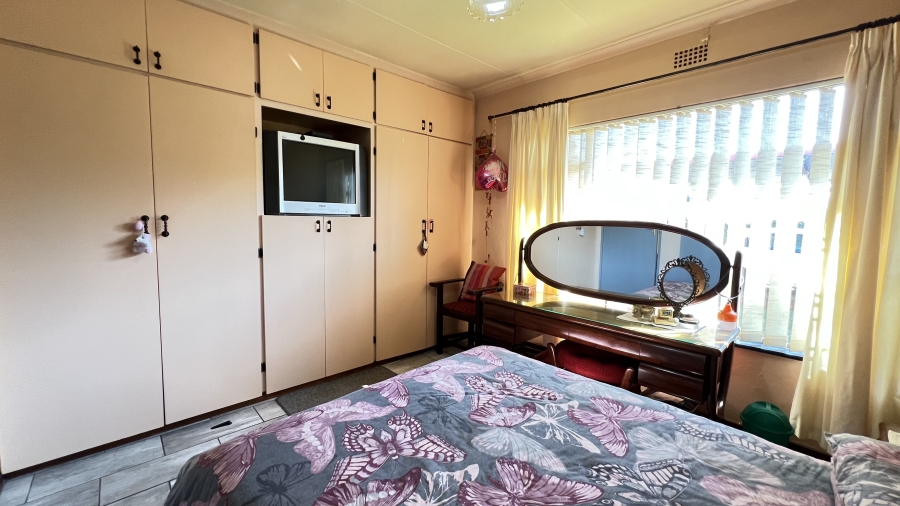3 Bedroom Property for Sale in Dan Pienaarville Gauteng