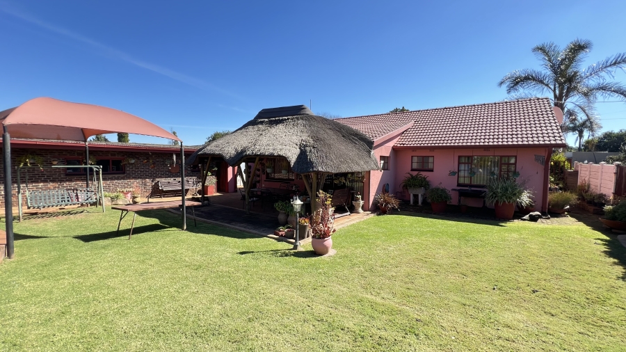 3 Bedroom Property for Sale in Dan Pienaarville Gauteng