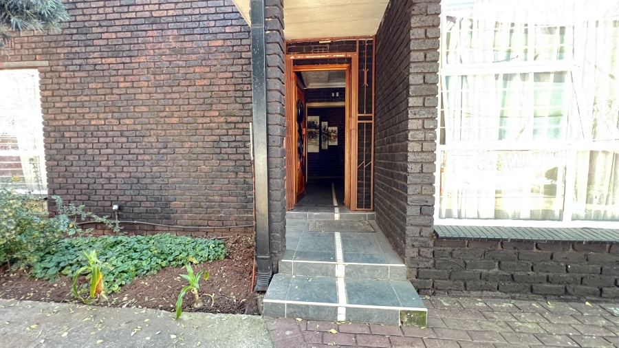 5 Bedroom Property for Sale in Dan Pienaarville Gauteng