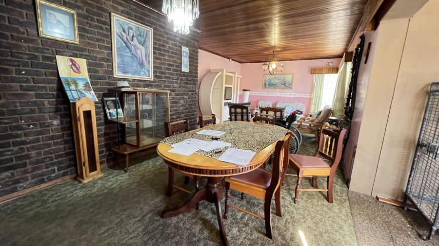 5 Bedroom Property for Sale in Dan Pienaarville Gauteng