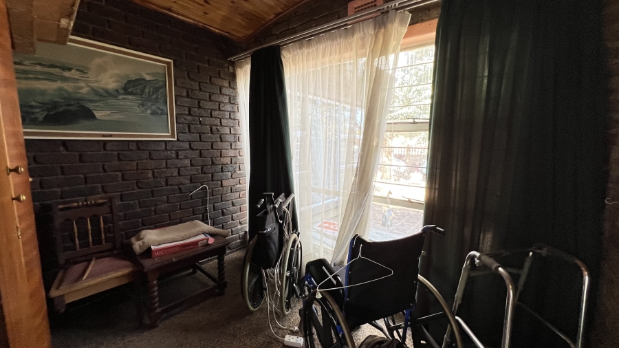 5 Bedroom Property for Sale in Dan Pienaarville Gauteng