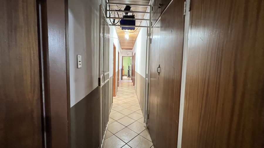 5 Bedroom Property for Sale in Dan Pienaarville Gauteng
