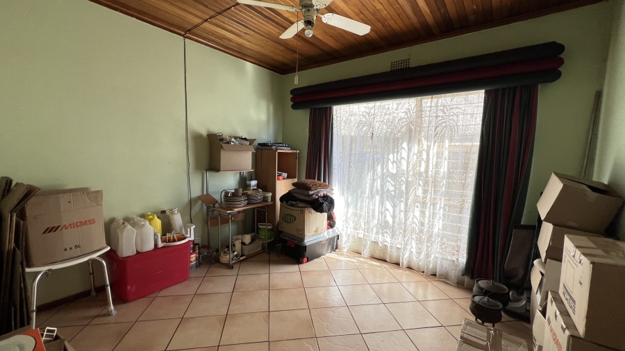 5 Bedroom Property for Sale in Dan Pienaarville Gauteng