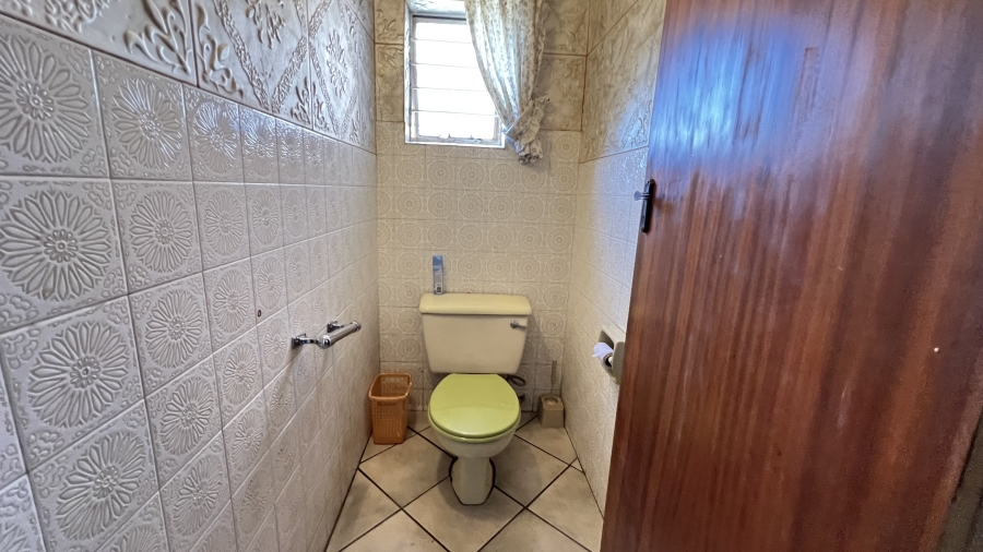 5 Bedroom Property for Sale in Dan Pienaarville Gauteng