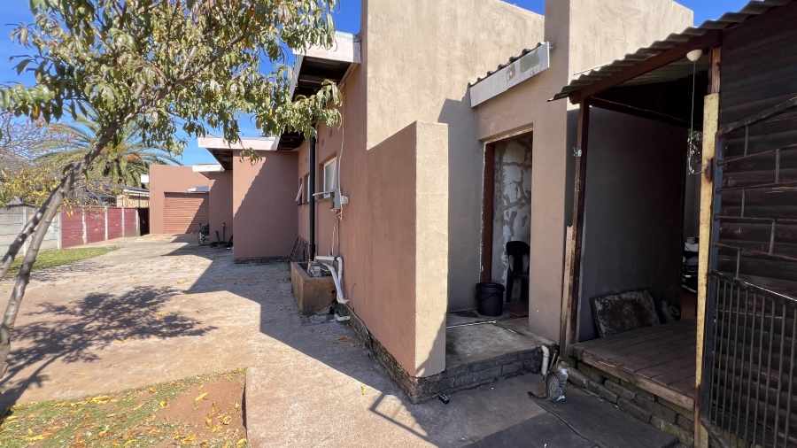 5 Bedroom Property for Sale in Dan Pienaarville Gauteng