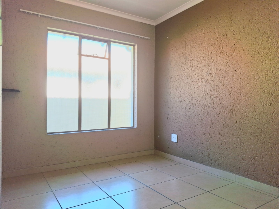 2 Bedroom Property for Sale in Eden Glen Gauteng