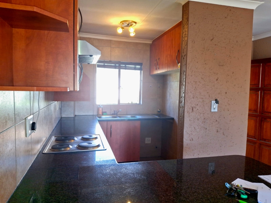 2 Bedroom Property for Sale in Eden Glen Gauteng