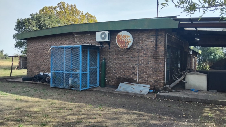 4 Bedroom Property for Sale in Staalrus Gauteng