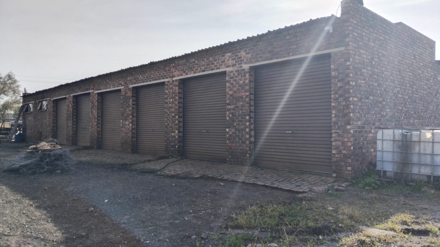 4 Bedroom Property for Sale in Staalrus Gauteng