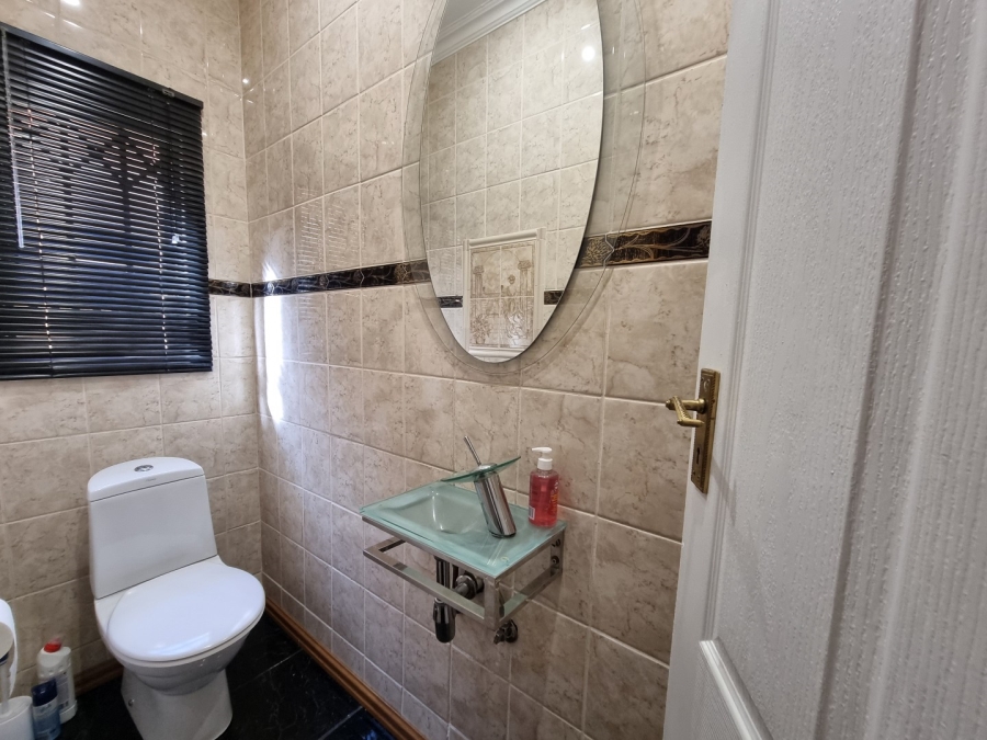 3 Bedroom Property for Sale in Ferndale Gauteng