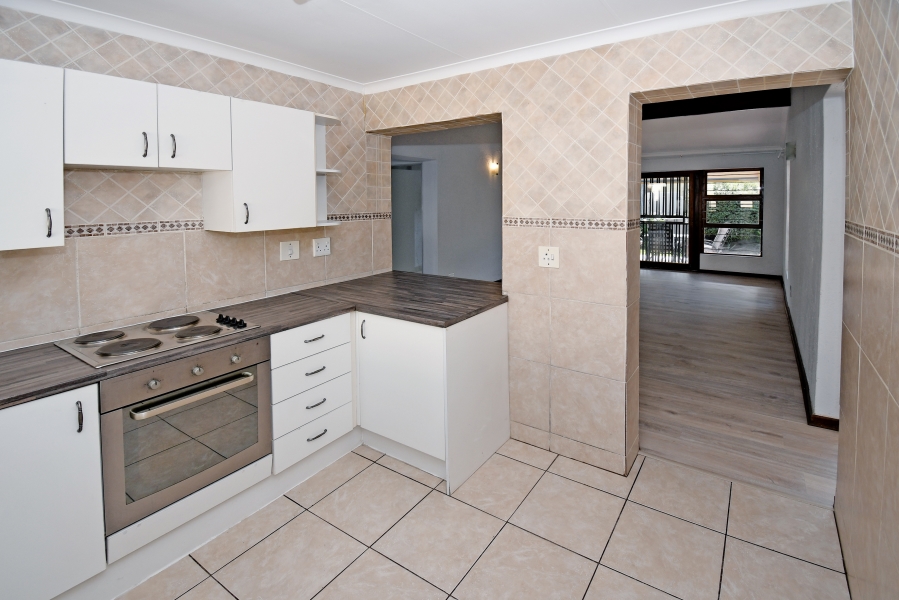 3 Bedroom Property for Sale in Magaliessig Gauteng