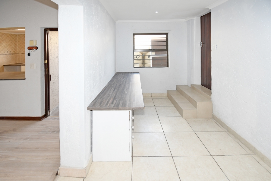 3 Bedroom Property for Sale in Magaliessig Gauteng