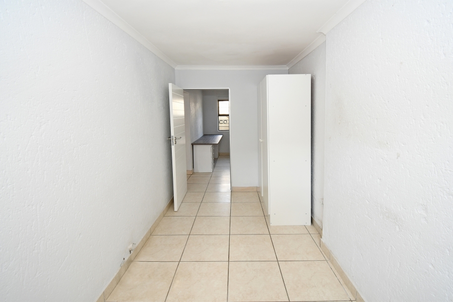 3 Bedroom Property for Sale in Magaliessig Gauteng