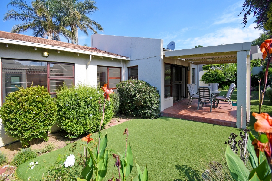 3 Bedroom Property for Sale in Magaliessig Gauteng