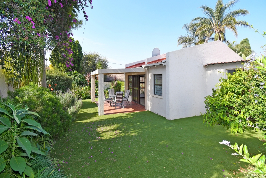 3 Bedroom Property for Sale in Magaliessig Gauteng