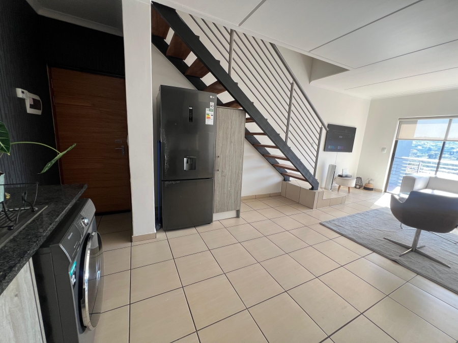 To Let 3 Bedroom Property for Rent in Barbeque Downs Gauteng