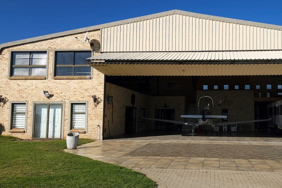 Commercial Property for Sale in Tedderfield A H Gauteng
