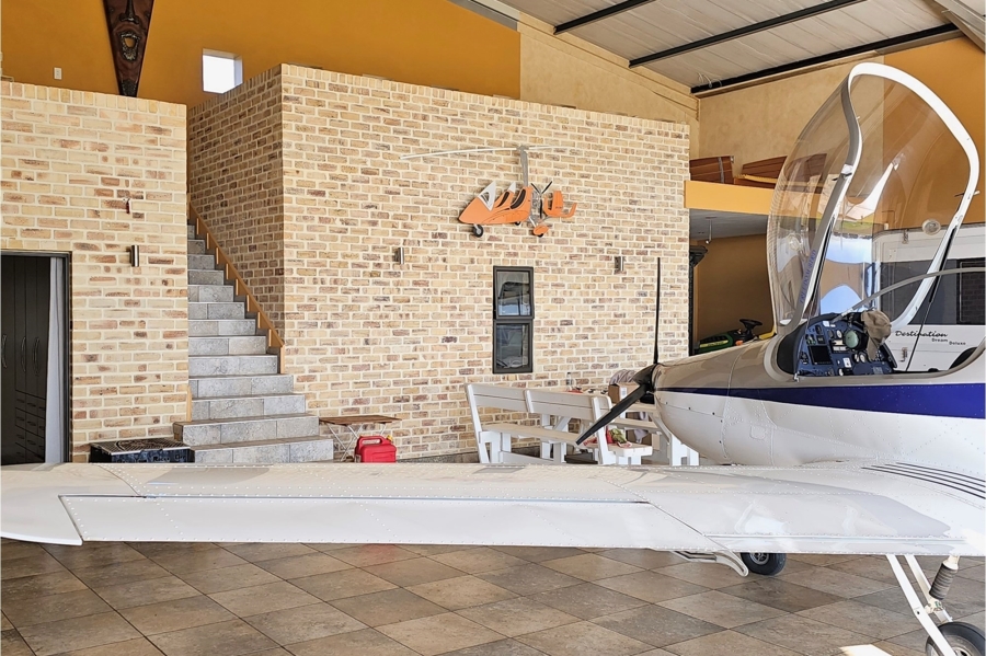 Commercial Property for Sale in Tedderfield A H Gauteng