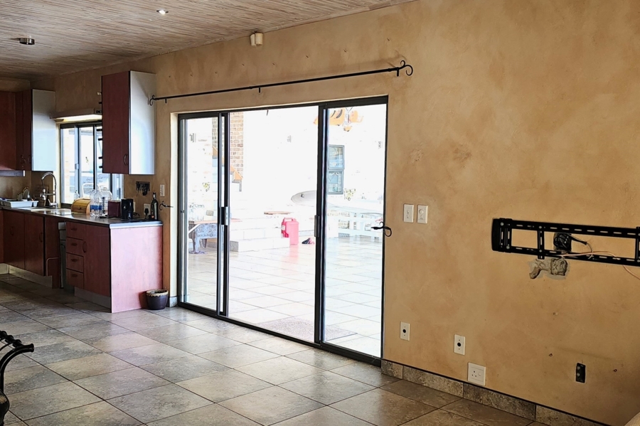Commercial Property for Sale in Tedderfield A H Gauteng
