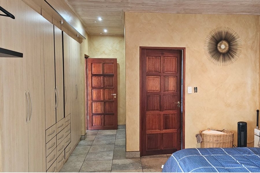 Commercial Property for Sale in Tedderfield A H Gauteng