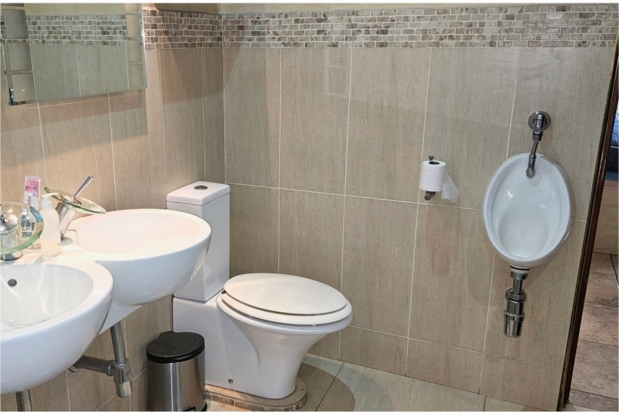 Commercial Property for Sale in Tedderfield A H Gauteng