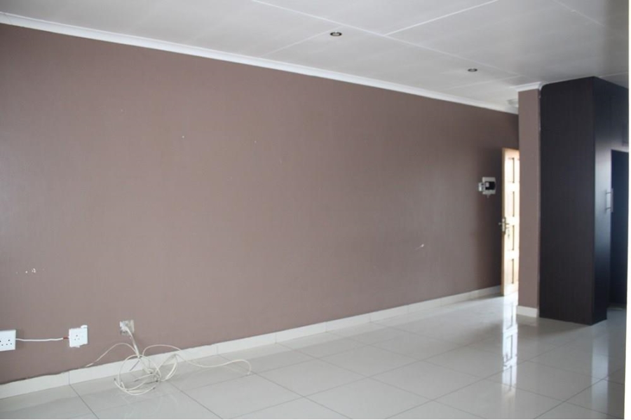To Let 3 Bedroom Property for Rent in Parkrand Gauteng