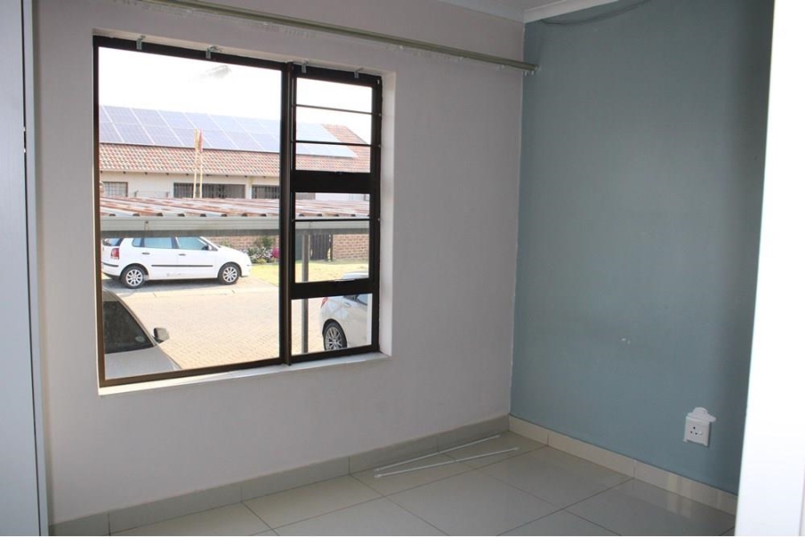 To Let 3 Bedroom Property for Rent in Parkrand Gauteng