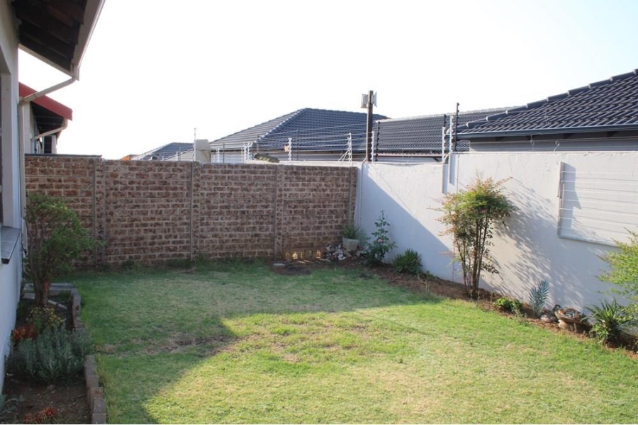 To Let 3 Bedroom Property for Rent in Parkrand Gauteng