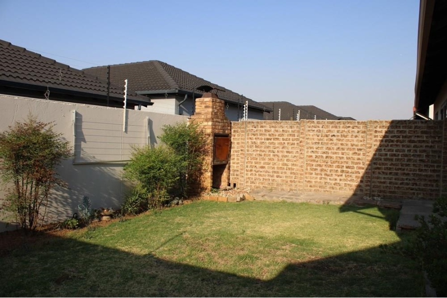 To Let 3 Bedroom Property for Rent in Parkrand Gauteng