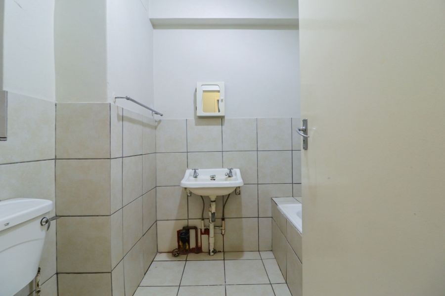 1 Bedroom Property for Sale in Bellevue Gauteng