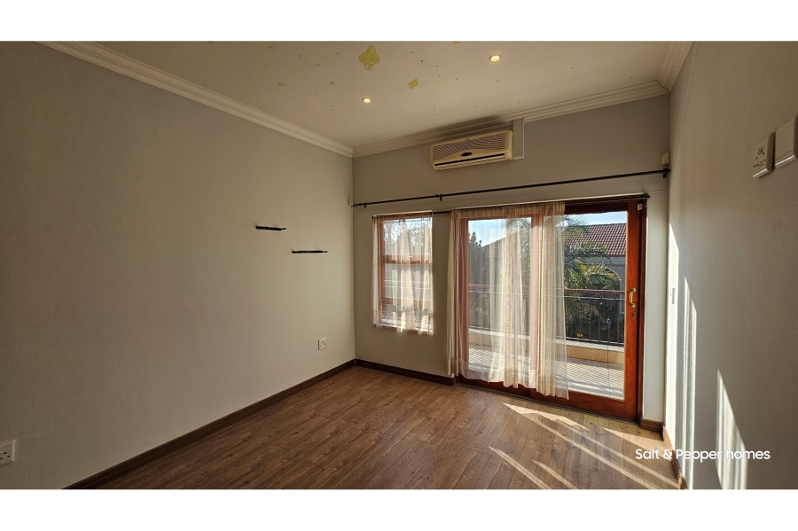 5 Bedroom Property for Sale in Magalieskruin Gauteng