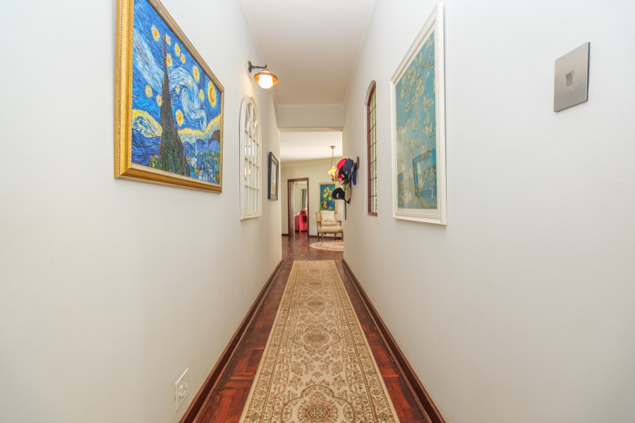 To Let 4 Bedroom Property for Rent in Waverley Gauteng