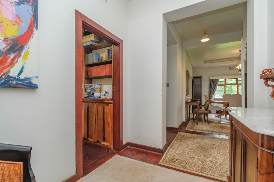 To Let 4 Bedroom Property for Rent in Waverley Gauteng