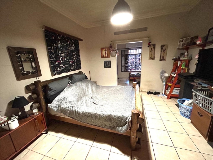 6 Bedroom Property for Sale in Riviera Gauteng