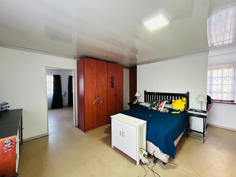 6 Bedroom Property for Sale in Riviera Gauteng