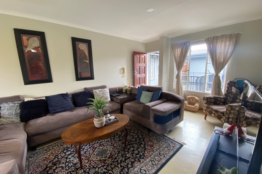 2 Bedroom Property for Sale in Boskruin Gauteng