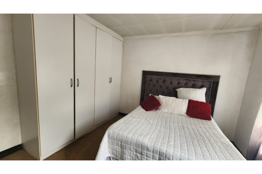 2 Bedroom Property for Sale in Minnebron Gauteng