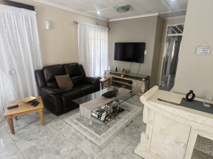 3 Bedroom Property for Sale in Laversburg Gauteng